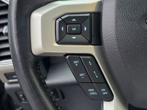 Used 2022 Ford F250 Lariat w/ Tremor Off-Road Package image 25