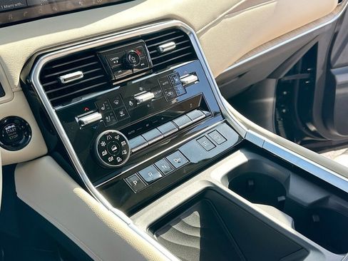 New 2026 Nissan Armada Platinum Reserve image 11