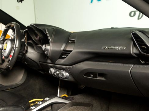 Used 2016 Ferrari 488 GTB image 16