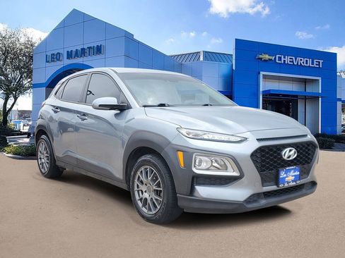 Used 2020 Hyundai Kona SE image 2