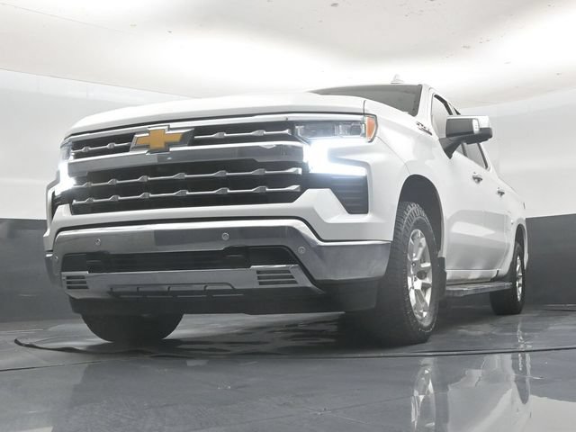 Used 2023 Chevrolet Silverado 1500 LTZ w/ LTZ Convenience Package II AWD/4WD image 52