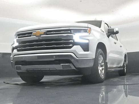Used 2023 Chevrolet Silverado 1500 LTZ w/ LTZ Convenience Package II AWD/4WD image 52