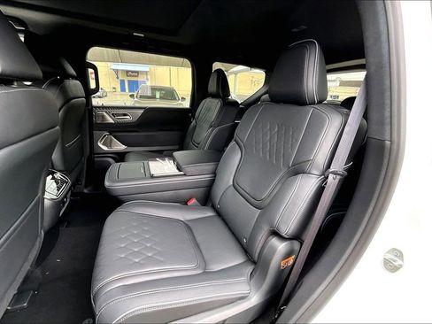 New 2026 INFINITI QX80 Autograph AWD/4WD image 14
