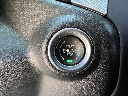 Used 2019 GMC Sierra 1500 SLE w/ SLE Value Package AWD/4WD image 34