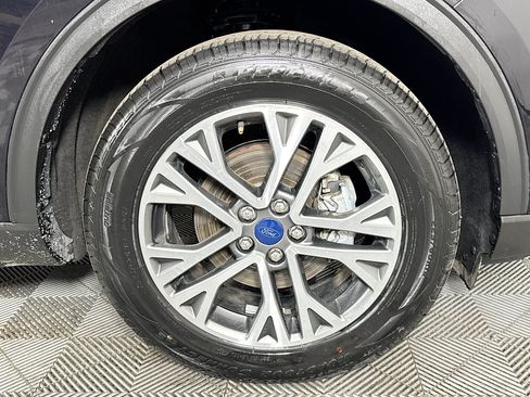 Used 2024 Ford Escape Platinum AWD/4WD image 30