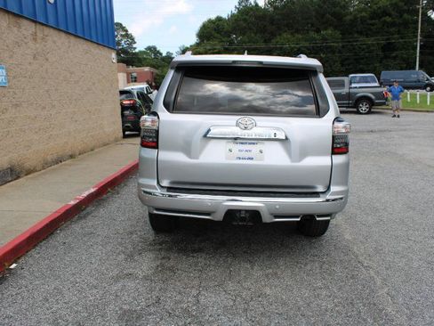 Used 2018 Toyota 4Runner Limited RWD image 4