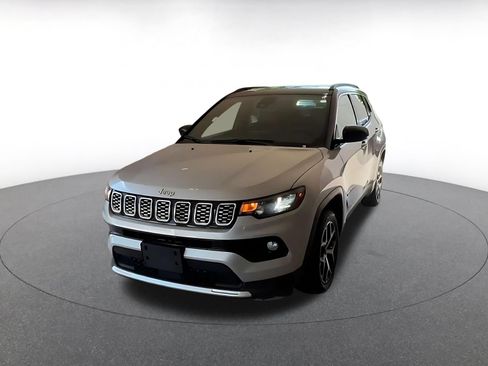 Used 2025 Jeep Compass Limited AWD/4WD image 7