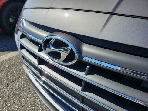 Used 2020 Hyundai Elantra Limited w/ Ultimate Package 03 FWD image 11