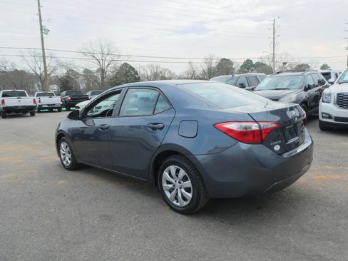 Used 2015 Toyota Corolla L image 8
