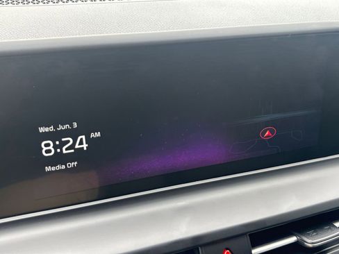 Used 2025 Kia Seltos S FWD image 21