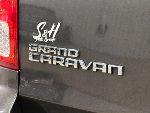 Used 2020 Dodge Grand Caravan SXT FWD image 41