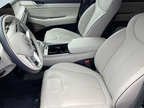 Used 2025 Hyundai Palisade Calligraphy AWD/4WD image 17