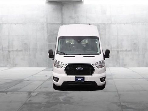 Used 2023 Ford Transit 350 XLT image 4