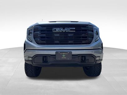 Used 2025 GMC Sierra 1500 Elevation w/ Preferred Package