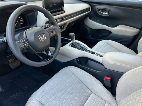 Certified 2024 Honda HR-V LX image 10