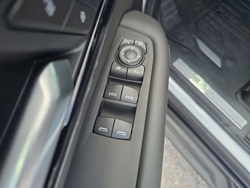 New 2026 GMC Yukon XL Elevation w/ Elevation Premium Package AWD/4WD image 17