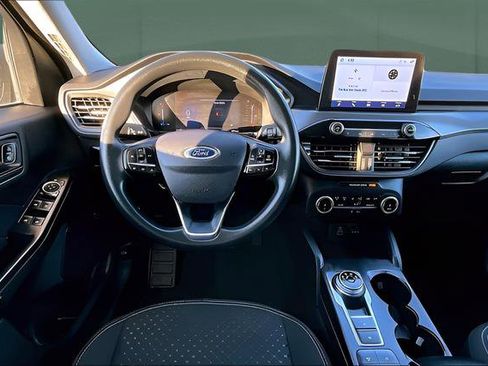 Used 2025 Ford Escape Active image 13