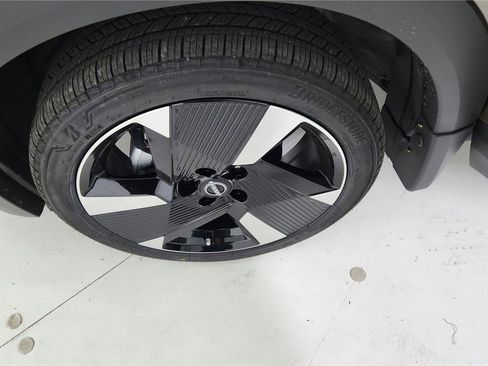 New 2026 Nissan Kicks SR w/ Illumination Package image 35