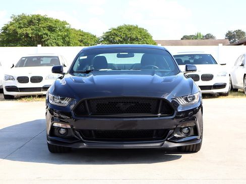 Used 2017 Ford Mustang GT w/ GT Performance Package RWD image 2