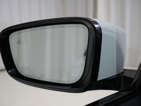 Used 2024 BMW 230i xDrive Coupe w/ Convenience Package image 21