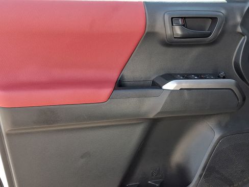 Certified 2023 Toyota Tacoma SR5 w/ SX Package AWD/4WD image 14