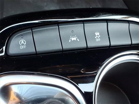 Used 2025 Buick Encore GX Sport Touring image 7