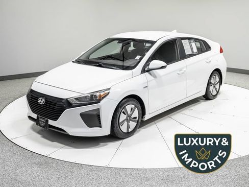 Used 2018 Hyundai Ioniq Blue FWD image 1