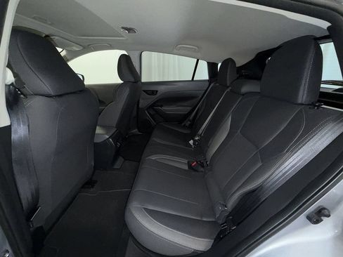Used 2025 Subaru Crosstrek 2.5i Premium AWD/4WD image 12