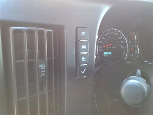 Used 2022 Chevrolet Express 2500 w/ Driver Convenience Package image 14