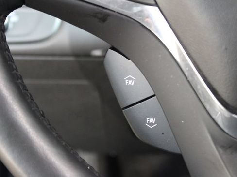 Used 2016 Chevrolet Volt Premier w/ Driver Confidence Package FWD image 13
