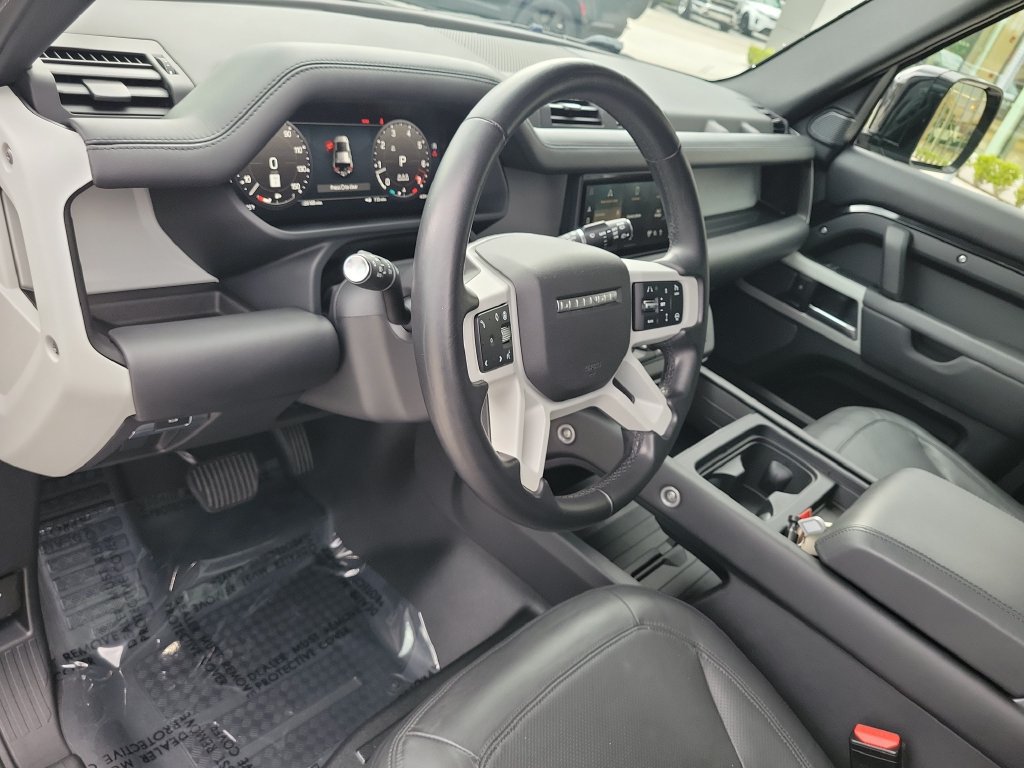 Certified 2024 Land Rover Defender 110 S AWD/4WD image 24