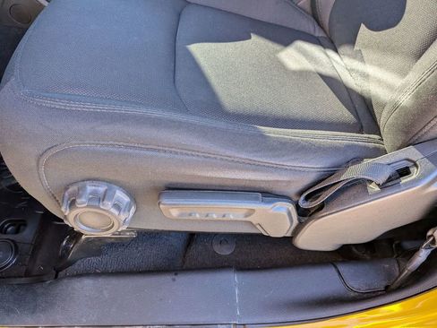 Used 2021 Jeep Wrangler Unlimited Sport image 13