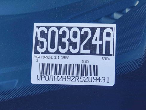 Used 2024 Porsche 911 Carrera image 36