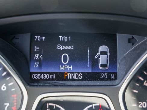 Used 2018 Ford Escape Titanium AWD/4WD image 19