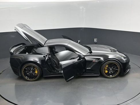 Used 2016 Chevrolet Corvette Z06 w/ C7.r Special Edition RWD image 18