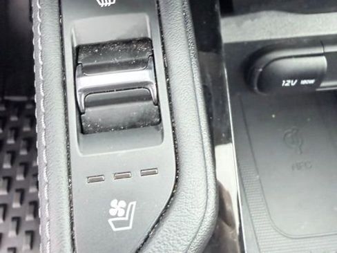 Used 2024 Kia Telluride SX w/ Towing Package image 41