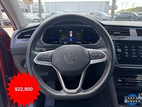 Used 2023 Volkswagen Tiguan SE image 14