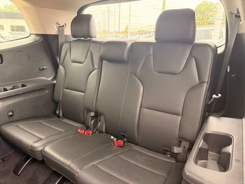 Certified 2024 Kia Telluride S w/ S Sunroof Package FWD image 25