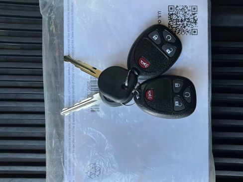 Used 2013 Chevrolet Silverado 1500 LT image 30