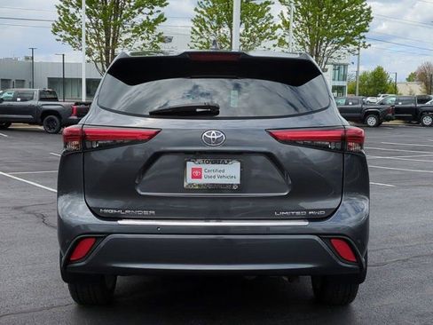 Used 2020 Toyota Highlander Limited AWD/4WD image 6
