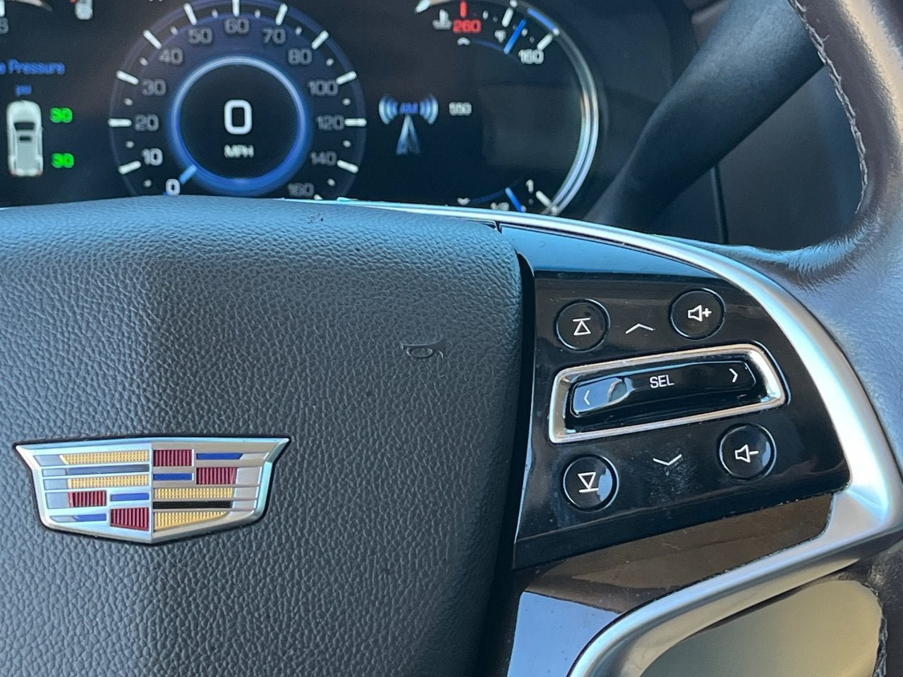 Used 2017 Cadillac Escalade Luxury AWD/4WD image 20