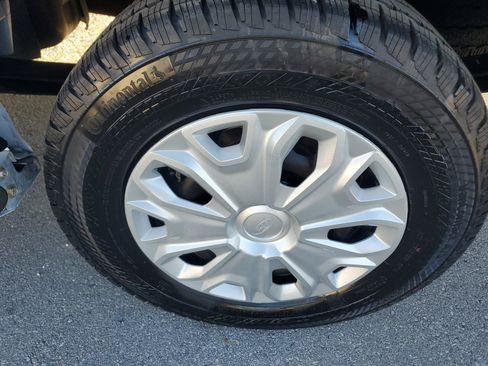 Used 2024 Ford Transit 250 Low Roof w/ Exterior Upgrade Package image 28