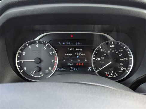 Used 2024 Nissan Titan SV w/ Accessory Utility Package image 10