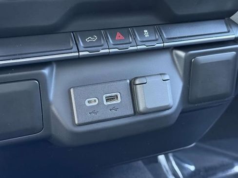 Used 2021 Chevrolet Silverado 1500 Custom image 27