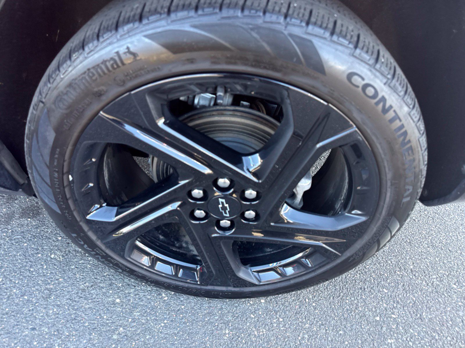 Used 2024 Chevrolet Equinox EV RS AWD/4WD image 10