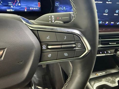 Used 2025 Chevrolet Traverse Z71 w/ Driver Confidence Package image 17