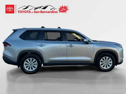 New 2026 Toyota Grand Highlander AWD Hybrid image 6