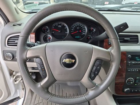 Used 2014 Chevrolet Silverado 2500 LTZ w/ LTZ Plus Package AWD/4WD image 21