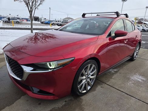 Used 2020 MAZDA MAZDA3 AWD Sedan w/ Premium Package image 7