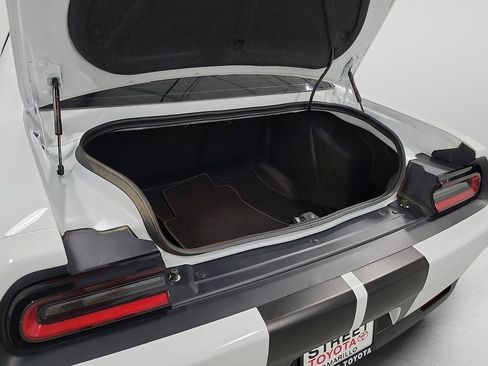 Used 2023 Dodge Challenger R/T Scat Pack RWD image 7